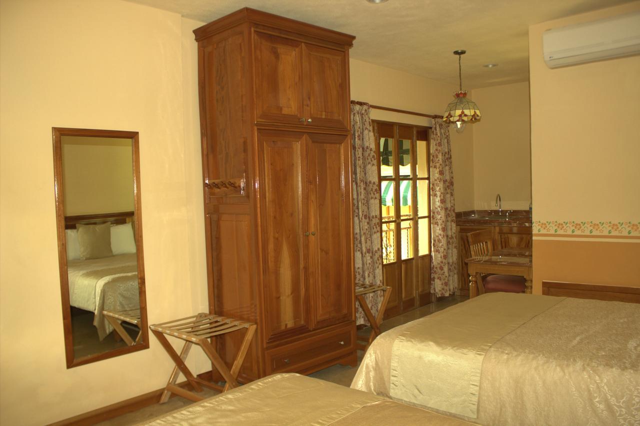 Cancun International Suites Exterior foto